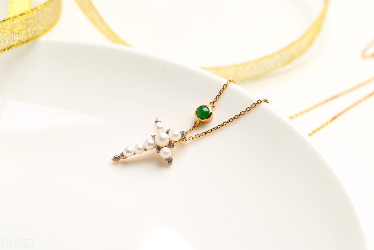 所有的饰品都是珍珠文案,你要的美容小店文案