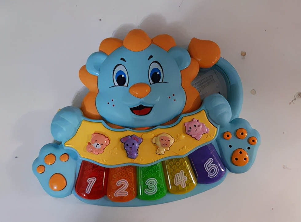 这七种玩具别再给孩子买了,购买儿童玩具需谨慎