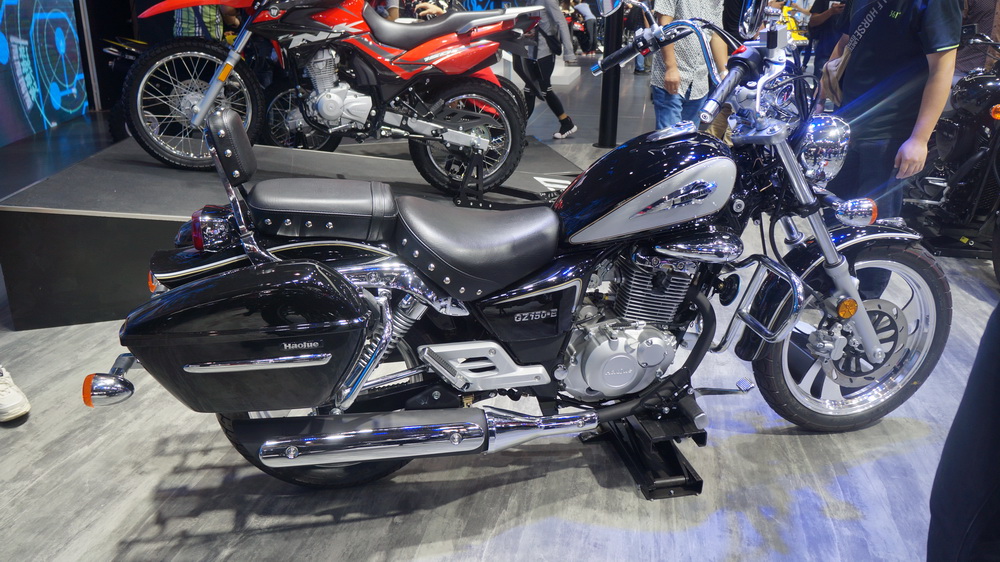 太子车中的万元神车！国四标准，500公里续航，双边箱+双活塞卡钳