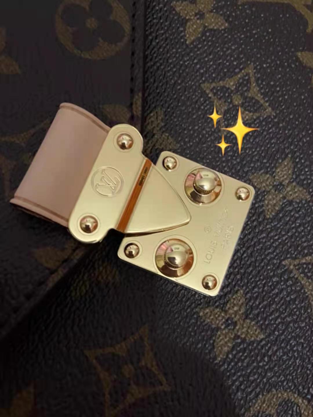 最新款LV邮差包,拼色邮差包lv真假怎么看