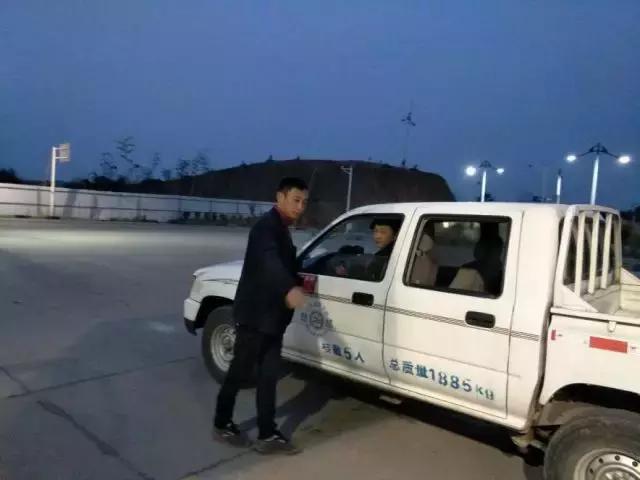 驾校金牌教练的访谈,成功驾校教练排名