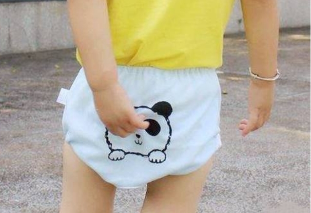 春暖花开宝宝穿衣服,春暖花开宝宝怎么穿衣