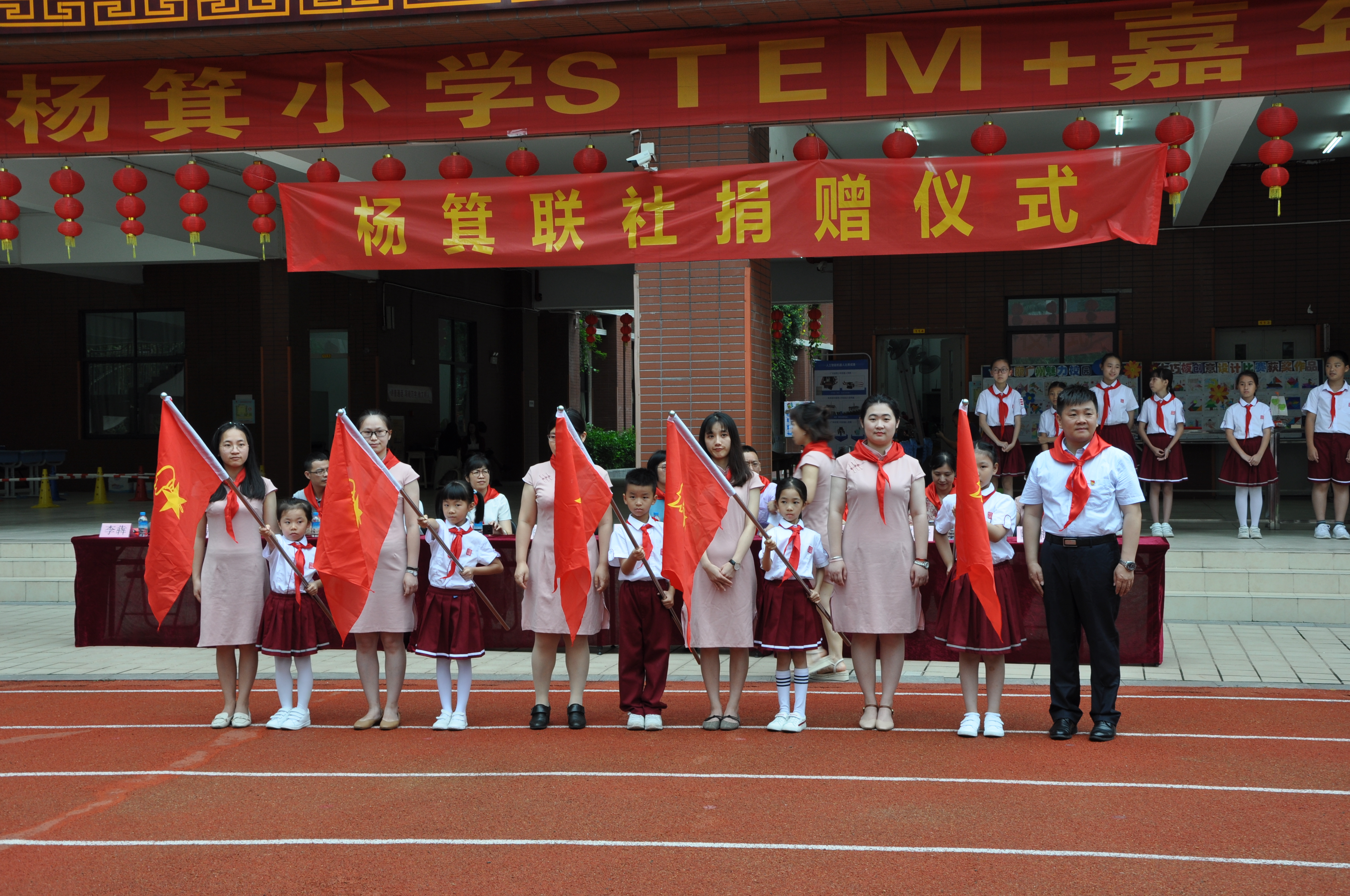 缇庡湪闈掓槬骞村崕,缇庡湪闈掓槬骞村皯