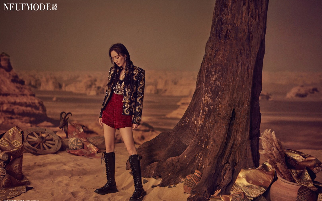 杨幂复古画报风写真大片,楼兰公主杨幂完整视频