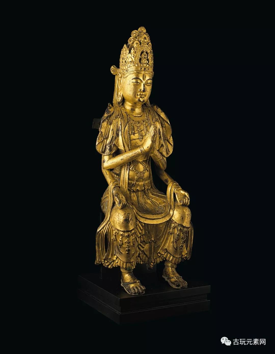 纽约苏富比总成交约1.2亿乾隆青白玉双鱼洗近2000万人民币成交