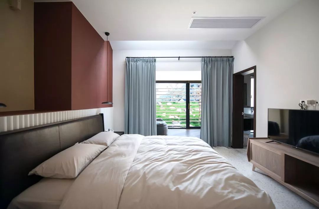 水电站值班,在水电站值班