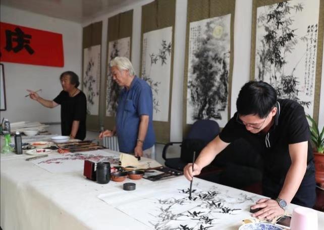 0177随笔，国庆佳节壮丽河山美如画，聚会京郊房山笔会金晟嘉