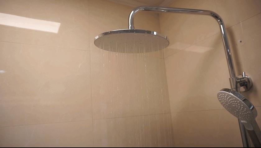 小米有品上999元花洒,水力发电LED显示,德国内芯,自动净垢顶喷