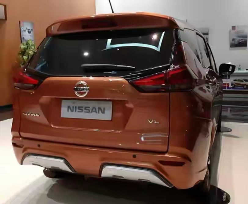 缩小版楼兰，日产全新骊威海外实车曝光，或11万起