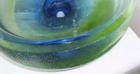 水桶长时间用几年有绿藻怎么办,桶装水青苔是绿藻还是蓝藻