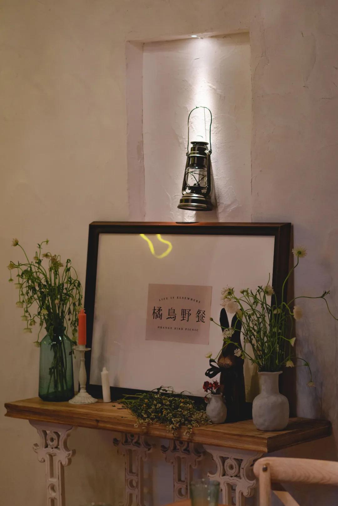 之心城这家餐厅堪称“西餐界CHANEL”，小姐姐们都抢着去