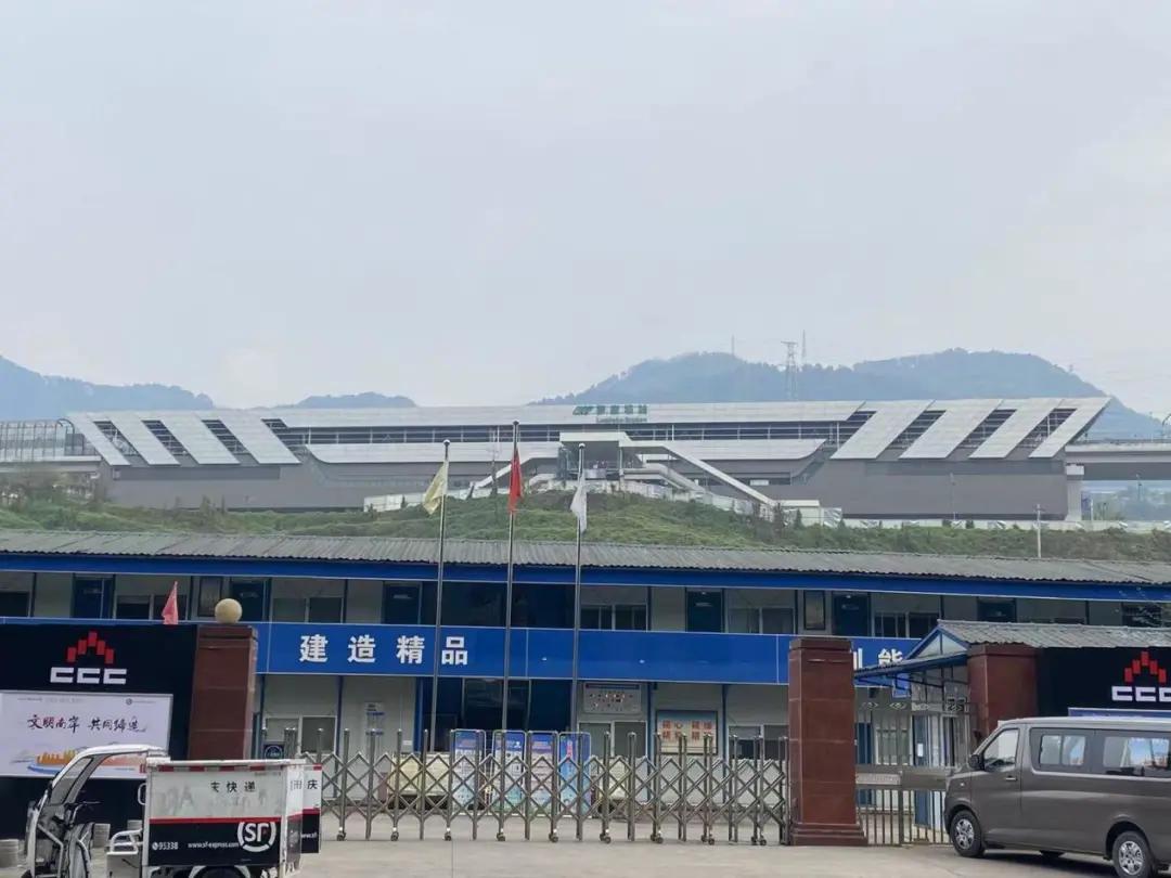 闄勮繎楂樻ゼ鐖嗙偢浜嬩欢,鍗楀潽鐏伨鍧犳ゼ