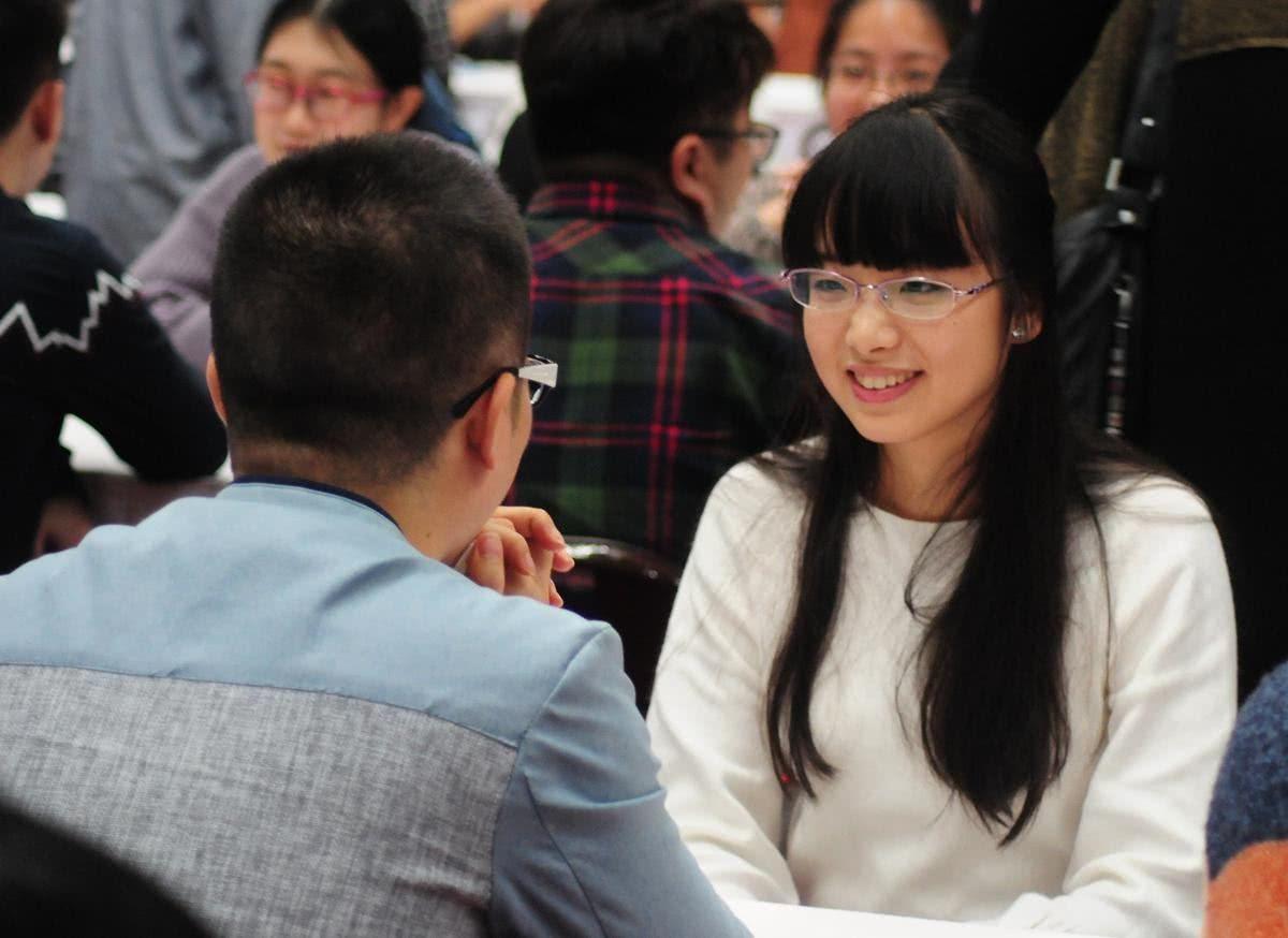 中国农村的光棍问题怎么解决,农村光棍何去何从