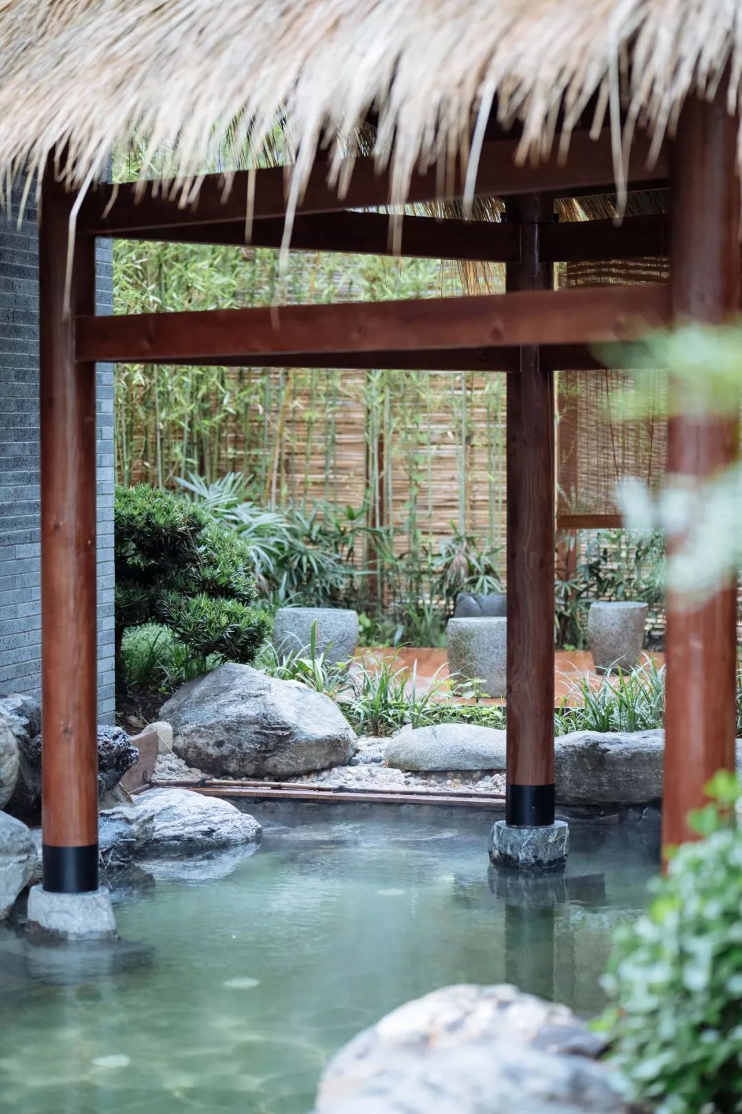 青城山打卡地隐遇谷私汤温泉民宿,青城山雅上一宿温泉酒店是真温泉