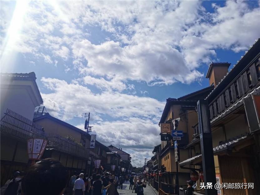 赶在台风来临前，赴一场霓虹之旅皇家加勒比光谱号游轮游记攻略