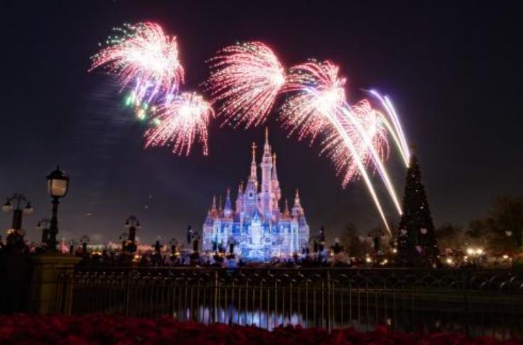 比方特受欢迎比长隆有趣，号称守护孩子童年的迪士尼到底有多好玩