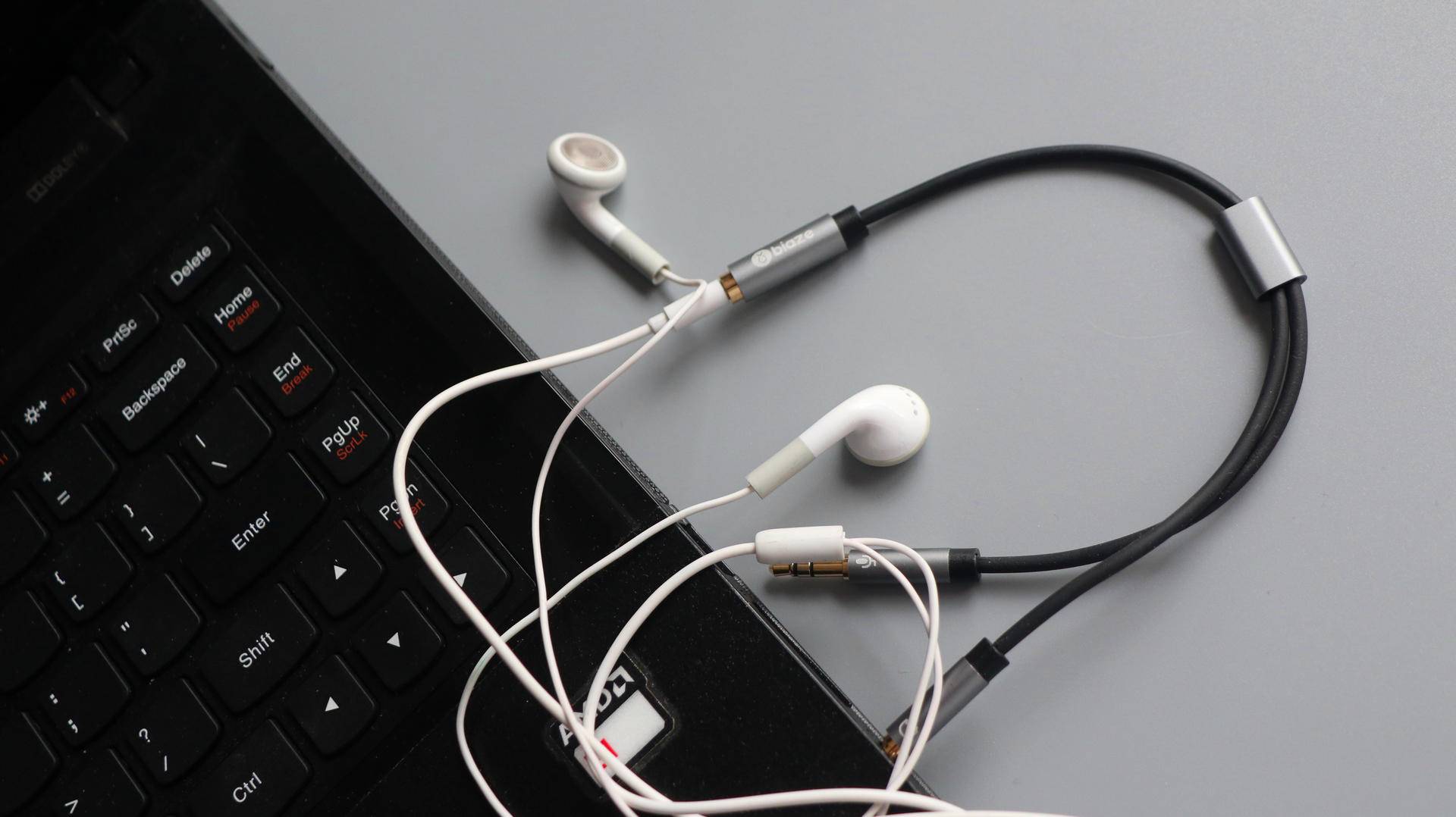 通过专业话筒让短视频月入10W的秘密，毕亚兹耳机转换头