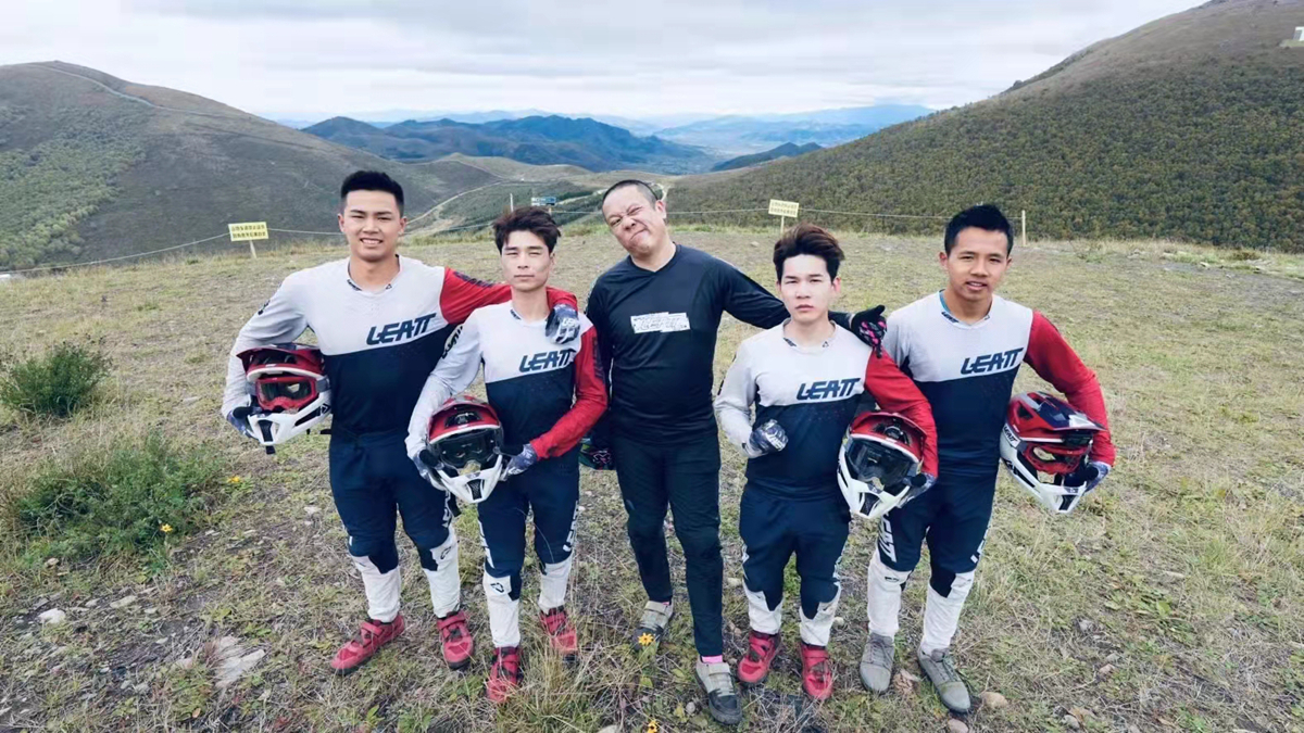 肖聪丁再刚重庆速降,肖聪速降冠军录像