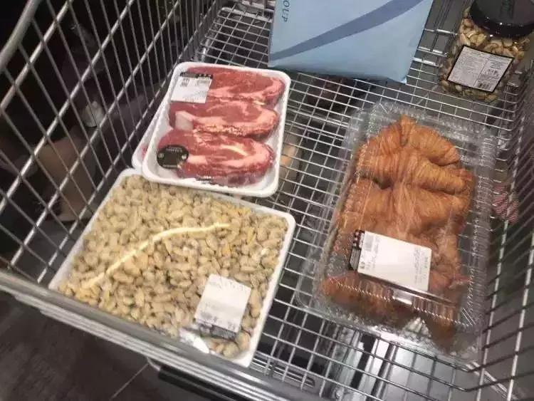 costco开业遭疯抢爱马仕,costco售卖的爱马仕究竟是真是假