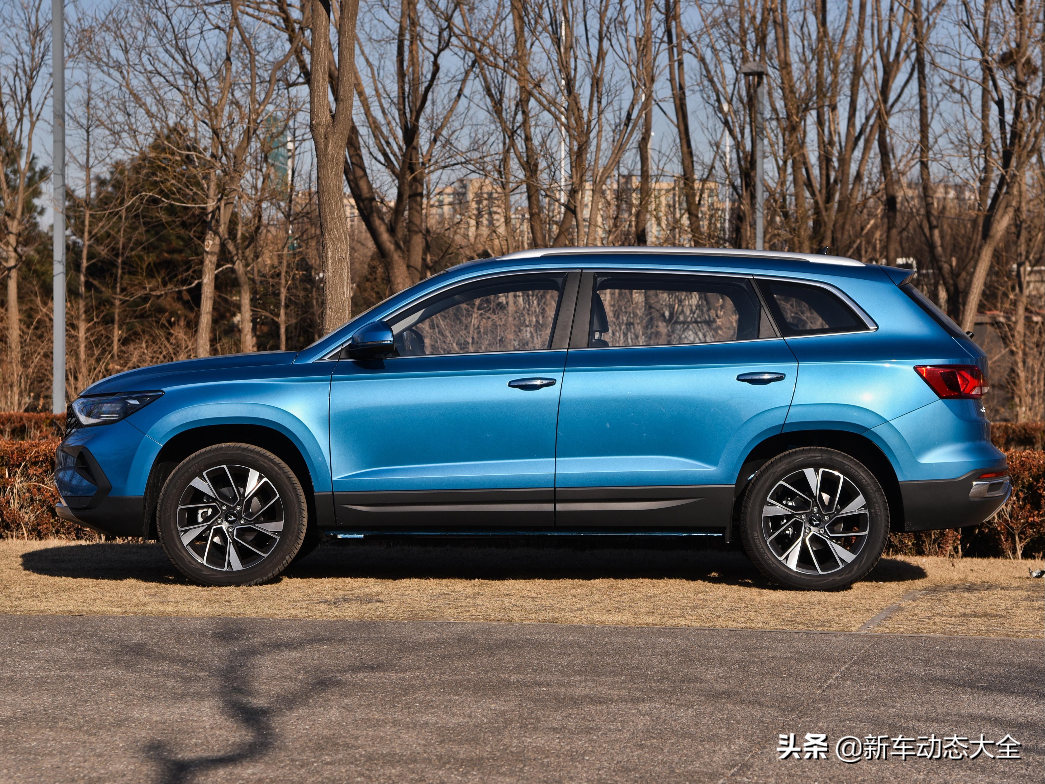 最新款捷达vs7手动挡7座,捷达vs7和捷达哪个更值得买