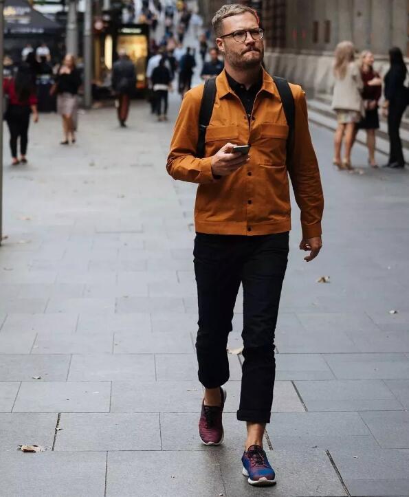 5个男生卷裤腿神技，你一定要学！别再和插秧队队长赵四一样了！