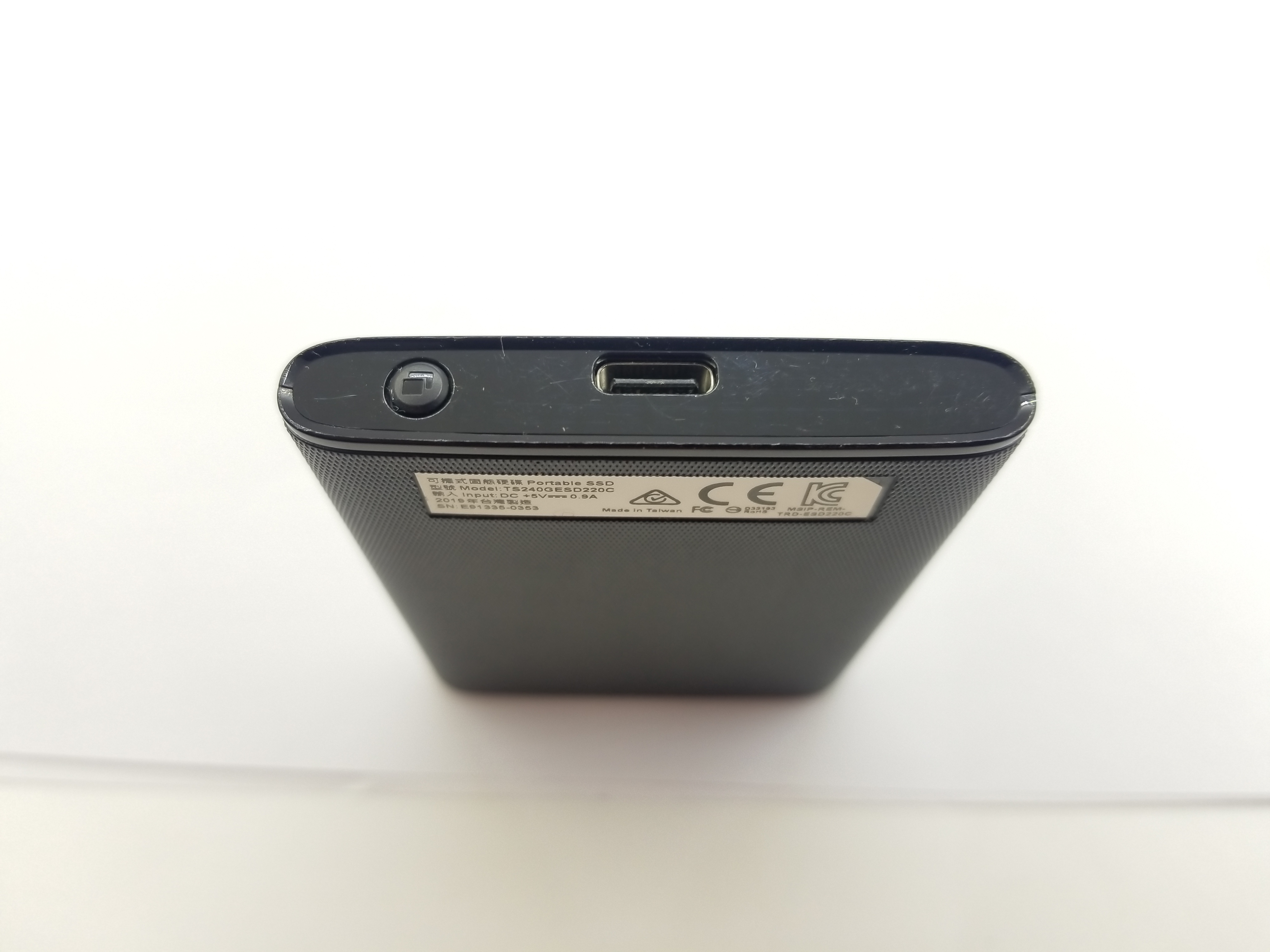 固态硬盘239g,固态硬盘和雷电接口硬盘