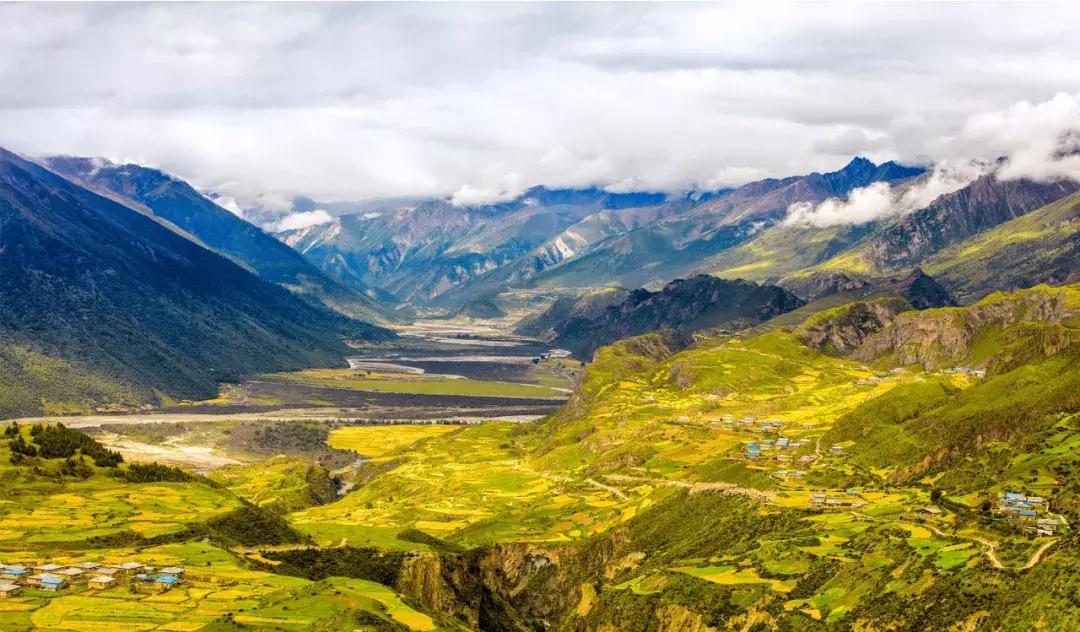 滇藏线西藏旅游攻略,西藏和西北旅游攻略路线