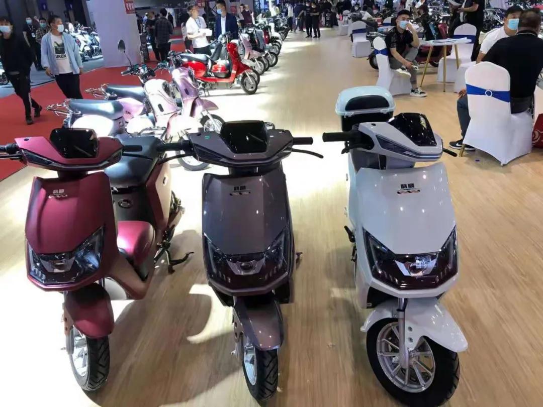 携产品惊艳亮相展会,携新品亮相展会