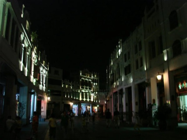 一个人在海边玩一天,一个人在海边怎么玩