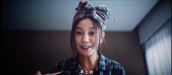 港囧赵薇吻戏片段,港囧赵薇倒立片段视频