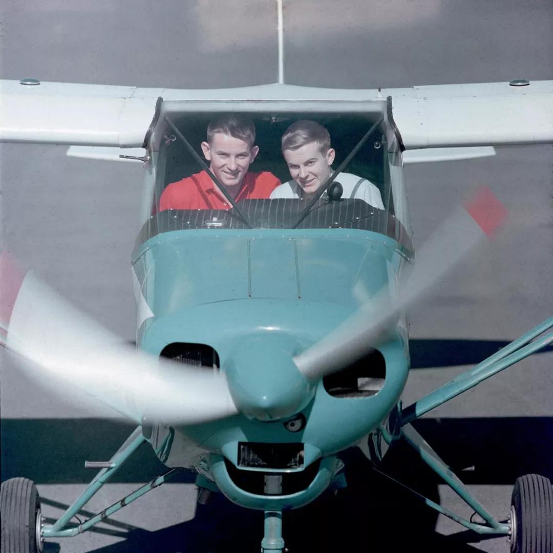 浼婃湕灏戝皢閬棤浜烘満鏂╅,浼婃湕灏戝皢閬囧韬骸