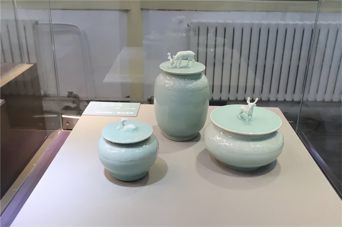 远山春色,龙泉青瓷艺术巴黎展