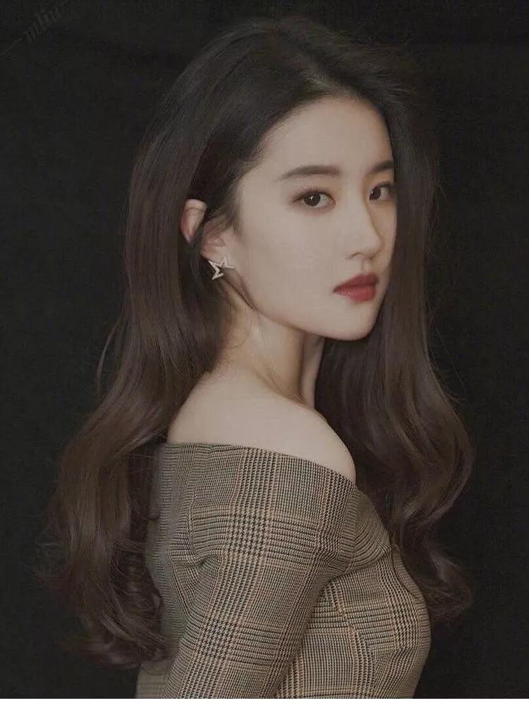 刘亦菲玫粉色口红,刘亦菲喜欢的口红色