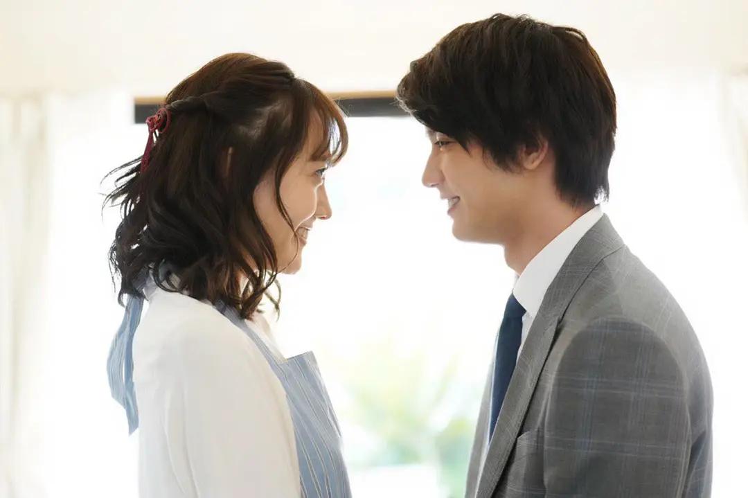 情感咨询师怎么放下一个人,寻求心理咨询师情感挽回的几率