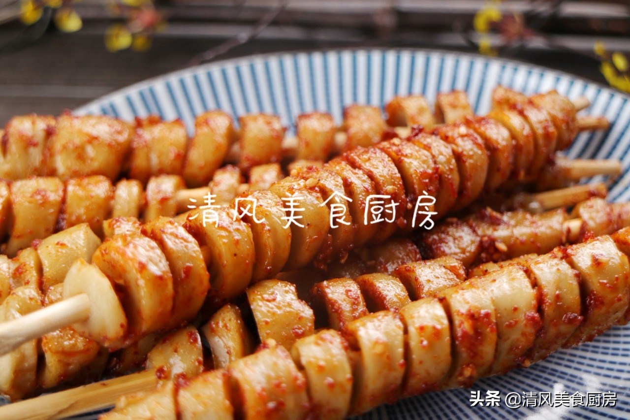 街头火爆的烤面筋教程,夜市面筋怎么烤好吃又简单