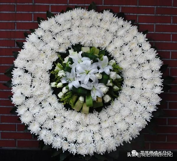 花店常见鲜花搭配,花店每月购花的技巧