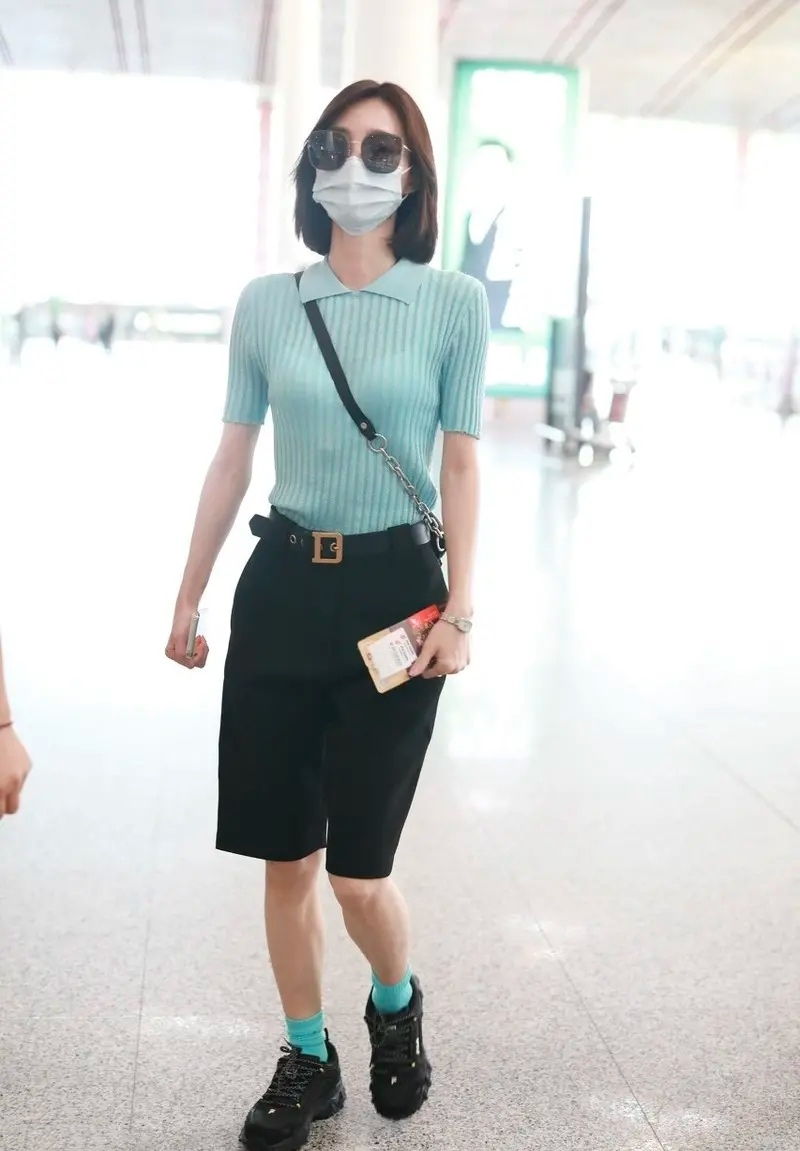 好看又百搭的五分裤,宽松五分裤穿出潮流气息