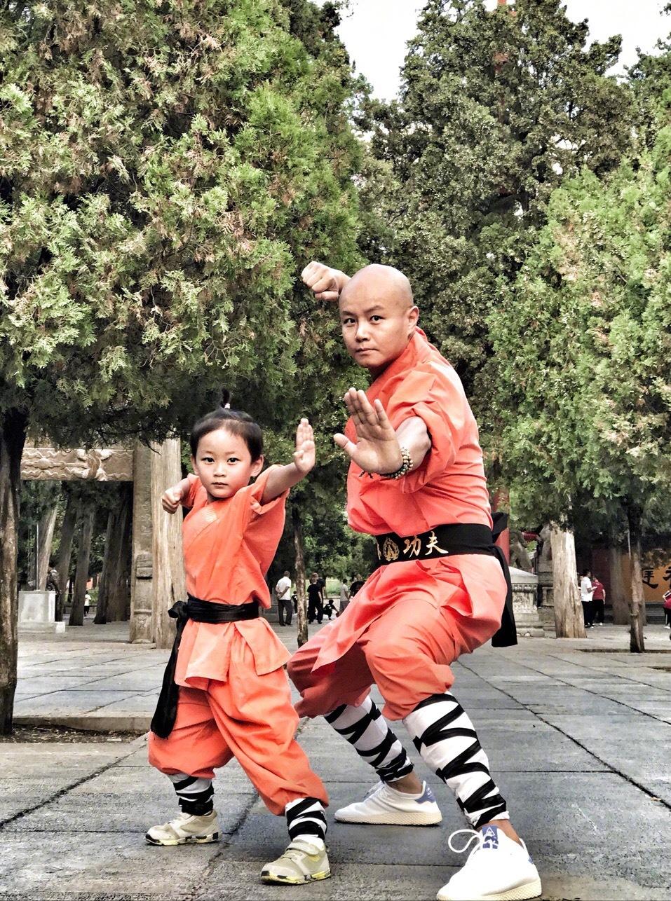 情感大师乐嘉个人资料,情感导师乐嘉的堕落史