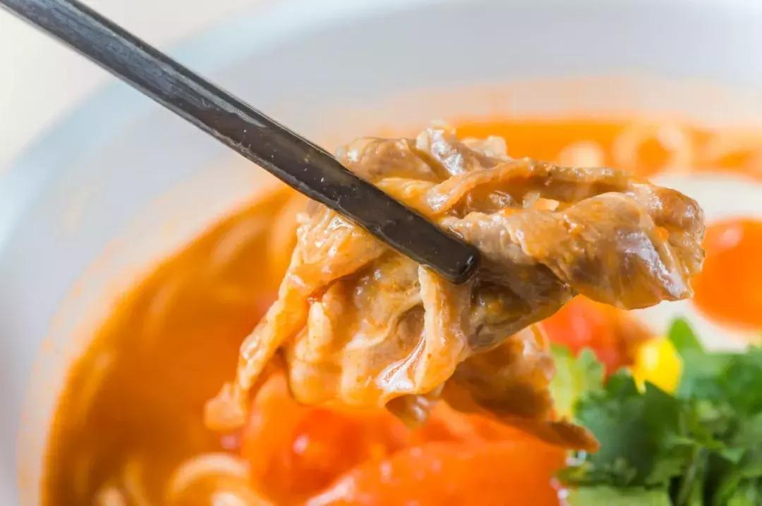 味千拉面大骨熬汤30年,味千拉面大骨熬汤三十年