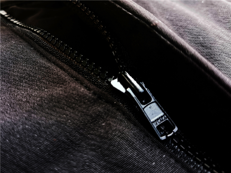 是短裤，也是移动的工具库——单导“黑洞”短裤简评