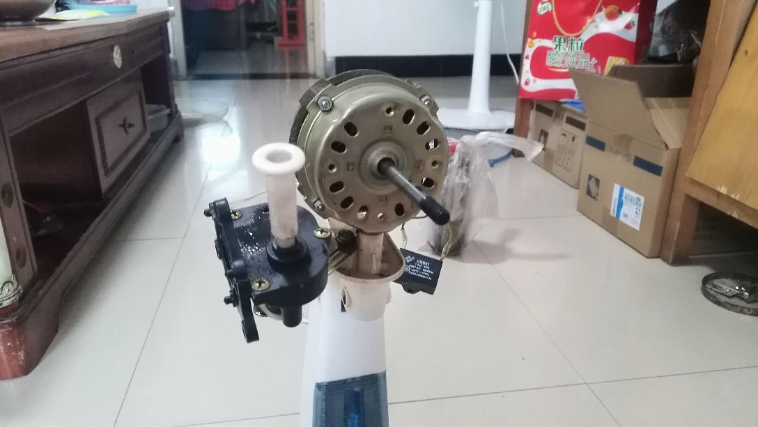 电扇开机后很久才转怎么修,电扇转慢的原因和解决方法