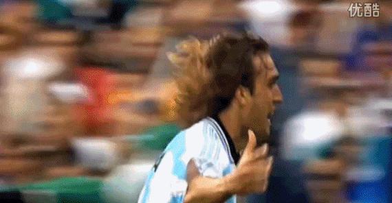 世界足坛十大足球巨星,世界足坛十大球星