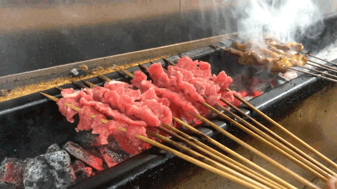 鹤岗东北烧烤,在鹤岗4个人吃一顿正宗东北烧烤