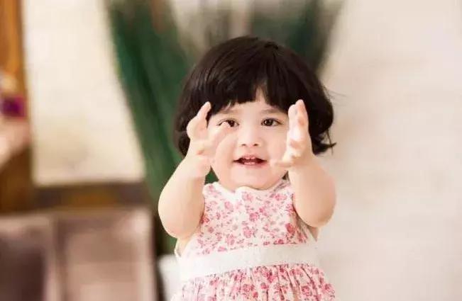 女童穿衣太潮患上妇科病,一岁女宝宝得了妇科病