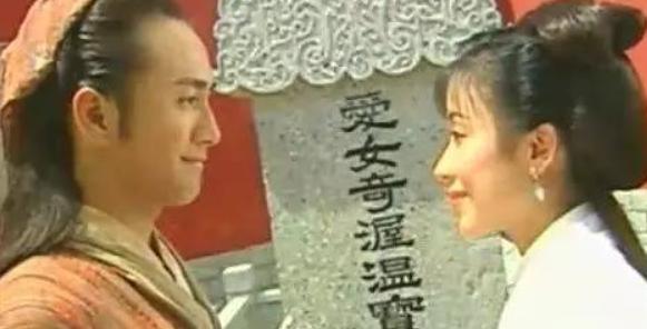 杨怡凭哪部剧获tvb视后,杨怡当了四年的龙套