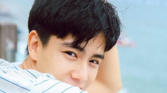 《蜜汁炖鱿鱼》甜蜜来袭，杨紫成软萌可爱的少女，胡一天也在