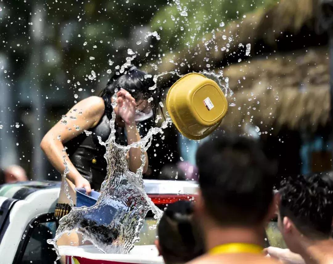 「福利」6月29日吴克群空降奥帕拉拉水公园，领衔开启夜场——星光水派对，文末开抢百名明星见面机会