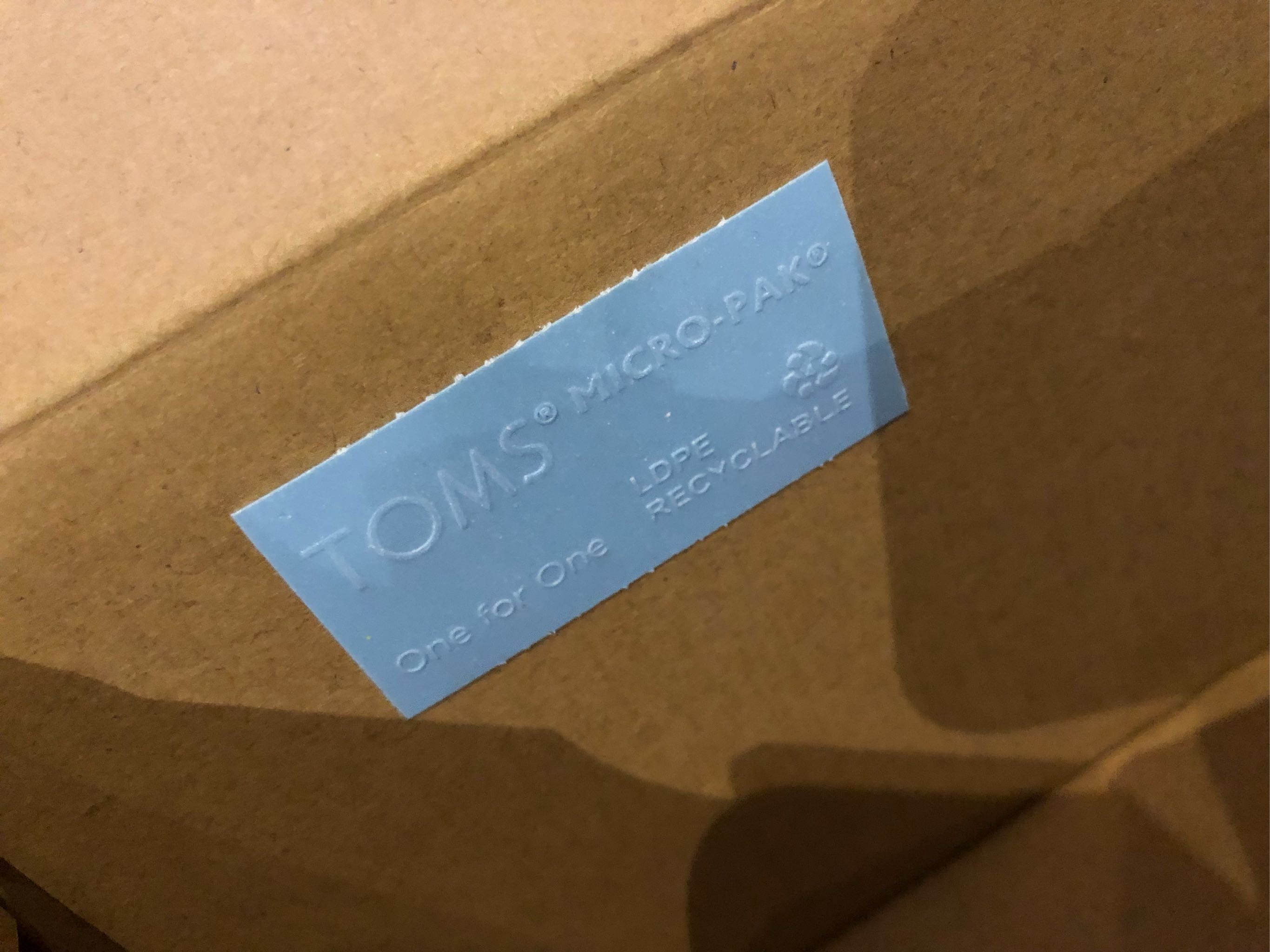 toms鞋适合脚宽的吗,toms鞋中文叫什么