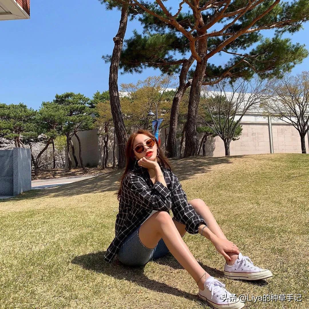 衬衣九分裤今春王炸cp巨洋气,卫衣小白鞋今秋王炸组合超洋气