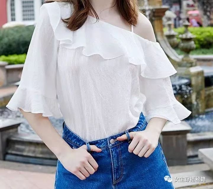 平胸女生穿什么衣服好看,平胸高级感禁欲系